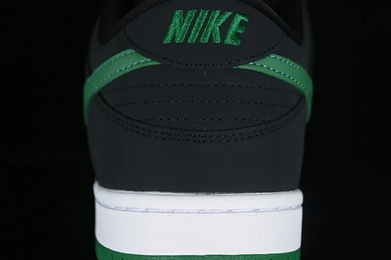 All categories Nk SB Dunk series Nk SB Dunk Low low-top sneakers K version Nk SB Dunk Low black and green Dunk series low-top casual sports skateboard shoes BQ6817-005